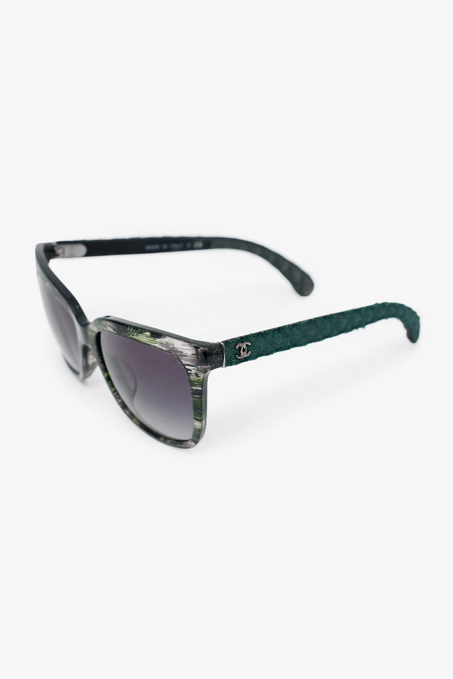 Chanel™ Green/Black Frame Printed Denim CC Square Sunglasses (Pre-Loved) - Image 2