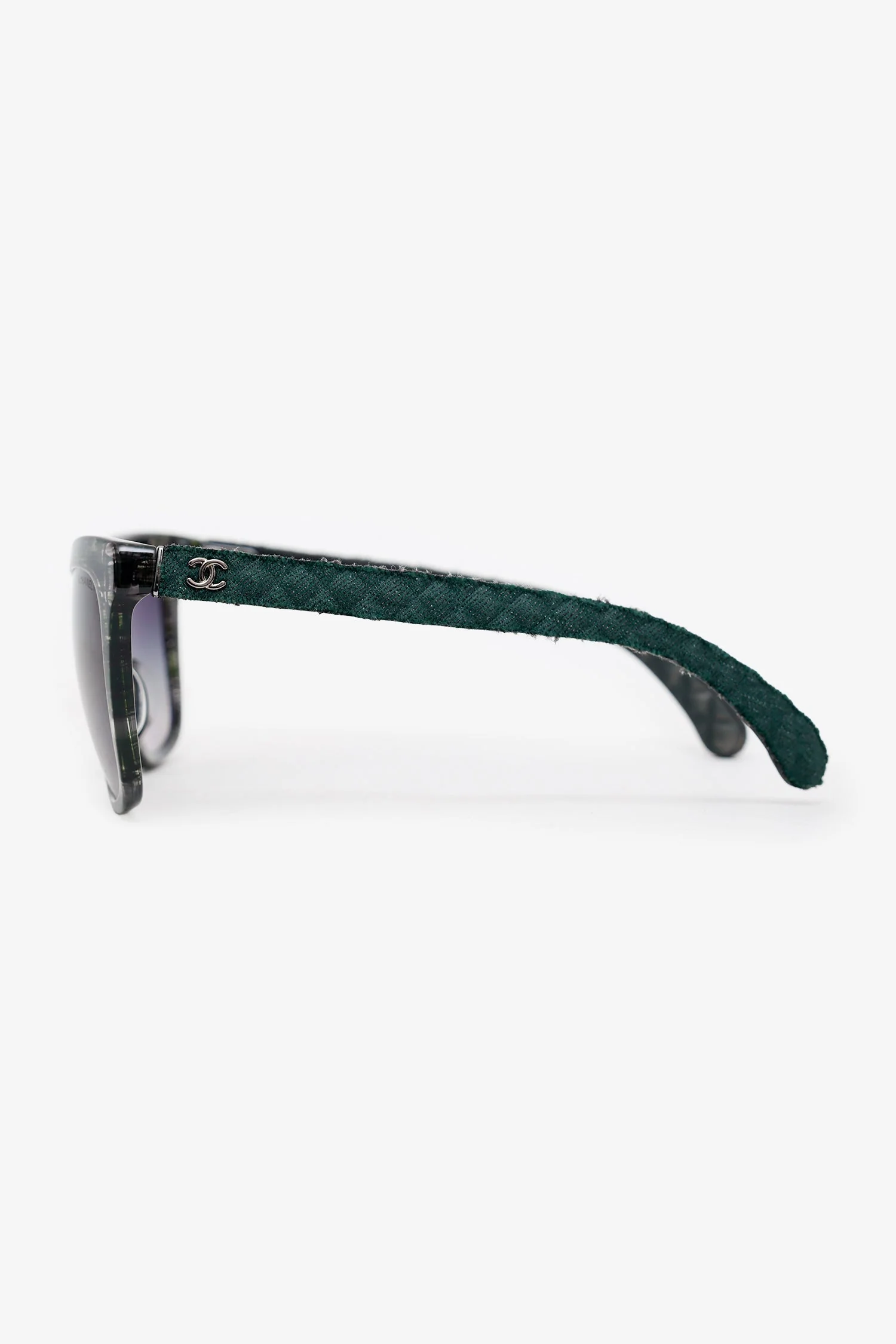 Chanel™ Green/Black Frame Printed Denim CC Square Sunglasses (Pre-Loved) - Image 3
