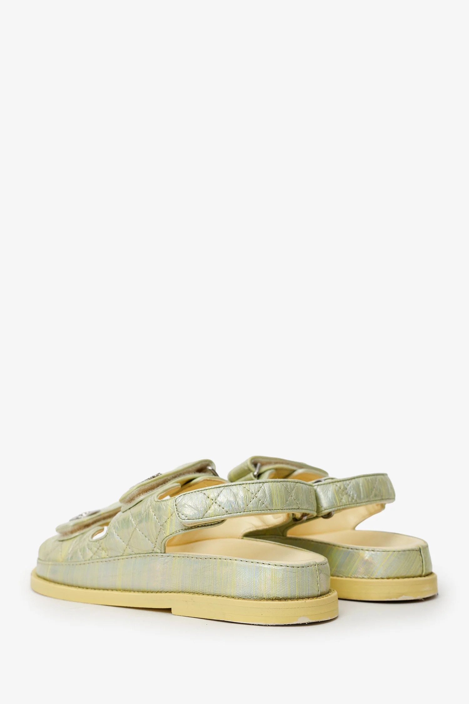 Pre-Loved Chanel™ Green Leather Interlocking CC Logo Slingback Sandals Size 36.5 - Image 4