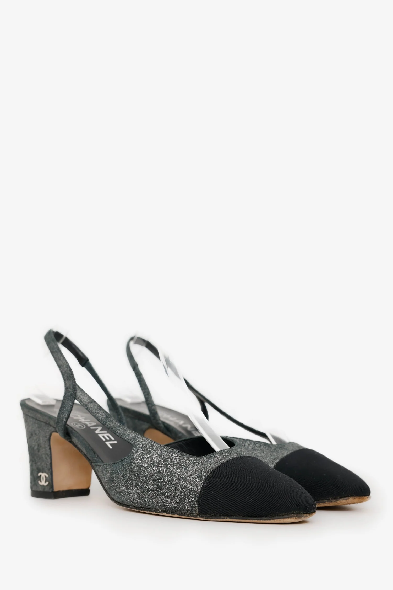 Pre-Loved Chanel™ Grey/Black Canvas/Nubuck Leather CC Slingback Sandals Size 36.5 - Image 2