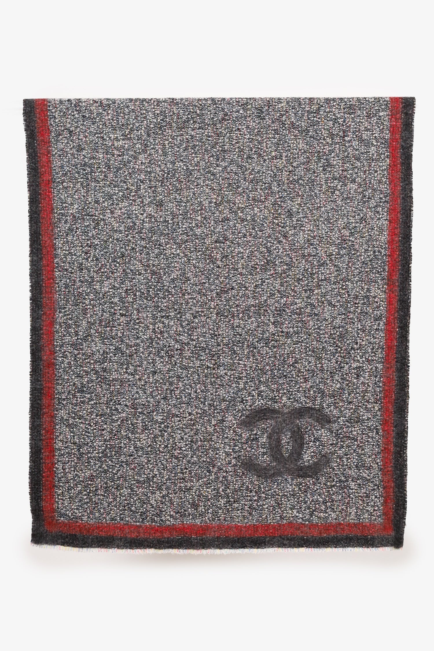 Pre-Loved Chanel™ Grey Cashmere/Silk Tweed CC Knit Scarf - Image 4