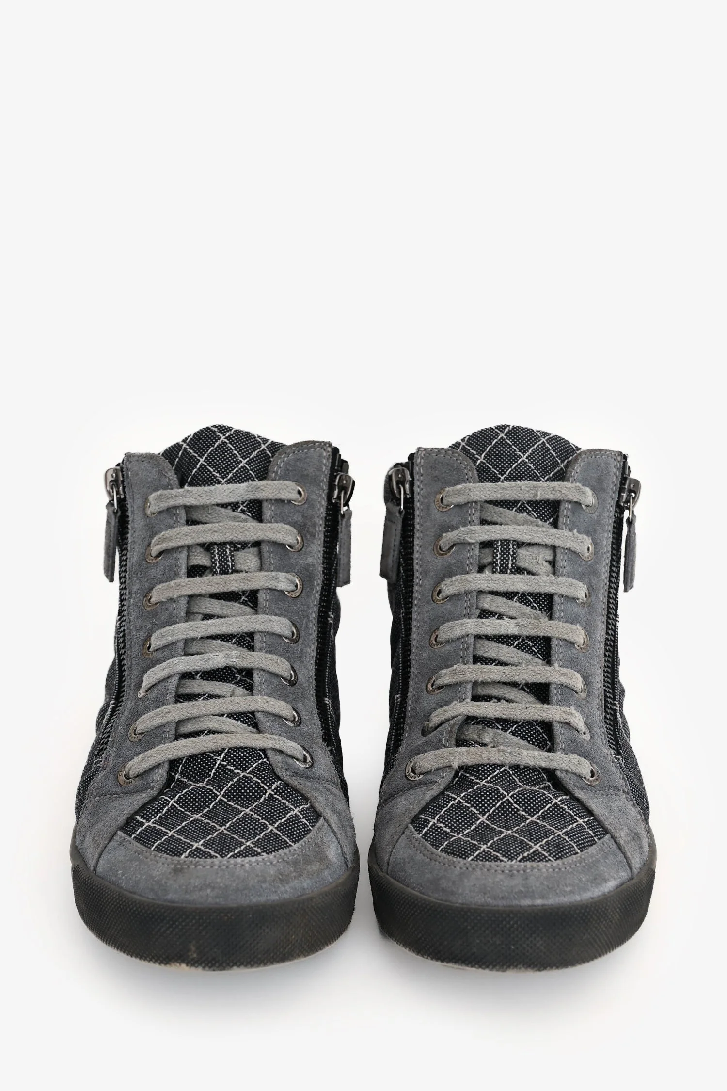 Pre-Loved Chanel™ Grey/White Stitch Detail Mid Top Sneakers Size 39.5 - Image 3