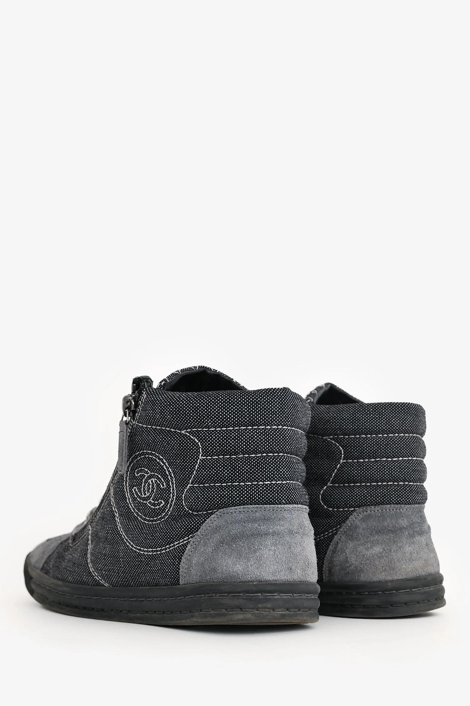 Pre-Loved Chanel™ Grey/White Stitch Detail Mid Top Sneakers Size 39.5 - Image 5