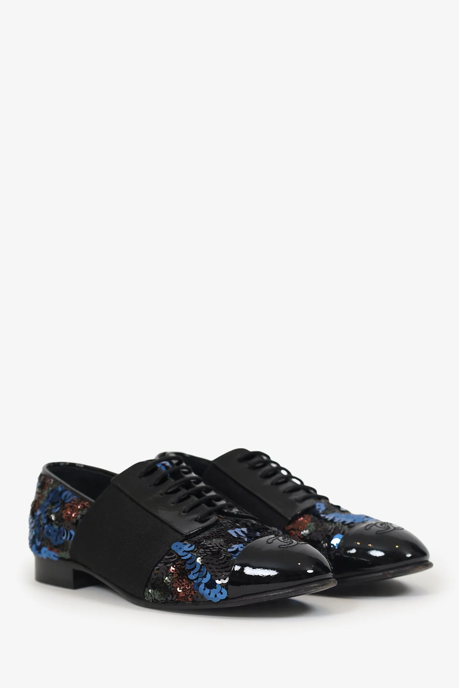 Pre-Loved Chanel™ Patent Leather/Sequin Cap Toe Brogues Size 37.5 - Image 2