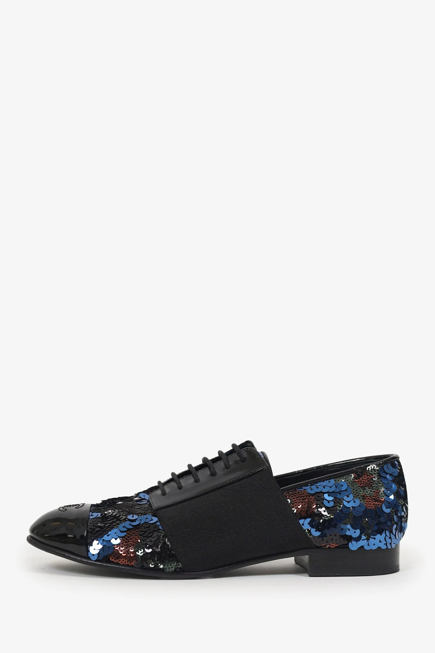 Pre-Loved Chanel™ Patent Leather/Sequin Cap Toe Brogues Size 37.5 - Image 5