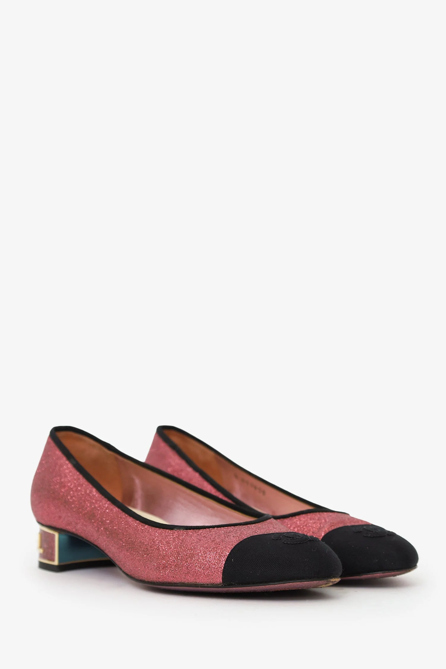 Pre-Loved Chanel™ Pink/Black Glitter Leather CC Ballerina Pumps Size 38 - Image 2