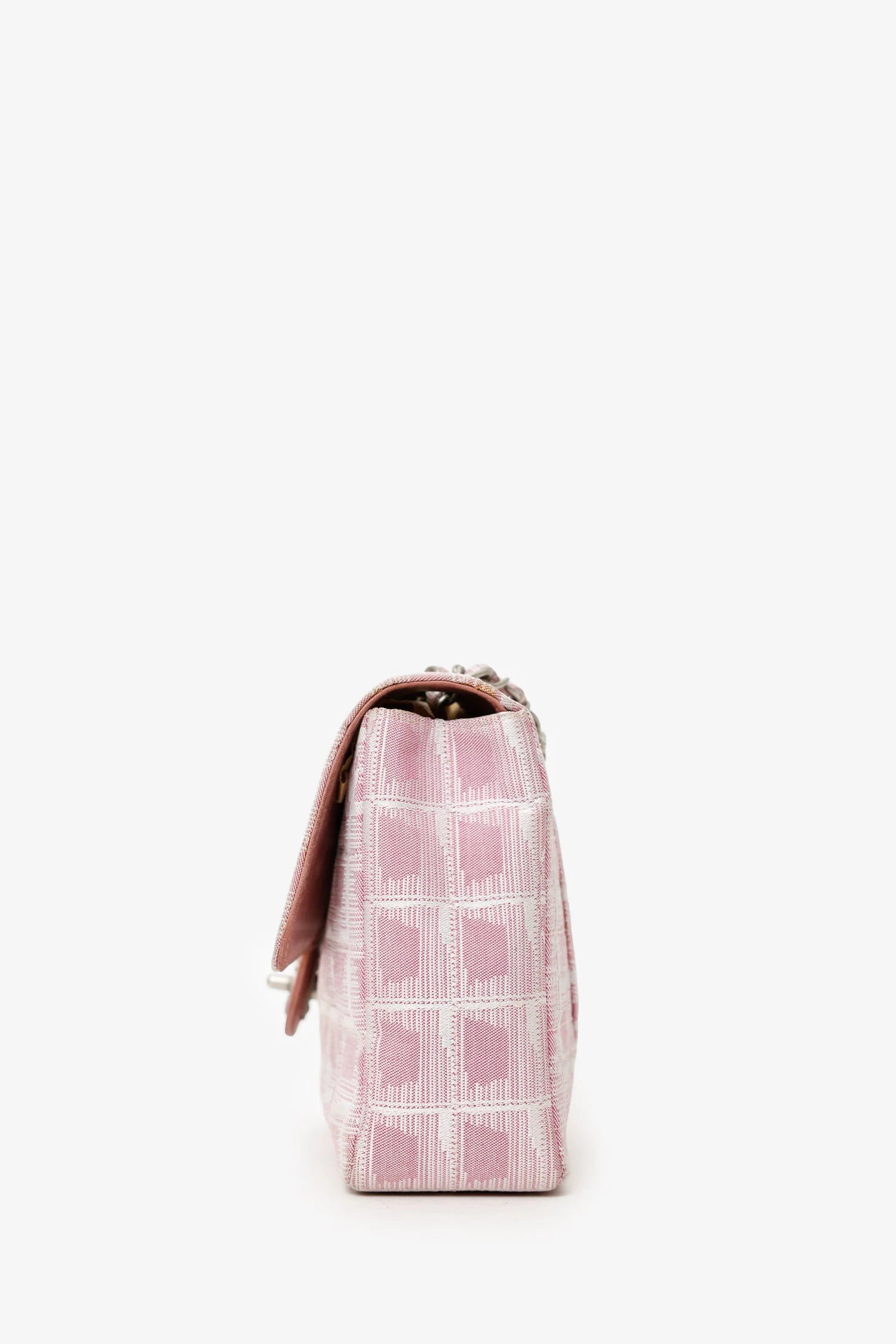 Pre-Loved Chanel™ Pink Medium Travel 'Ligne' Flap Shoulder Bag - Image 4