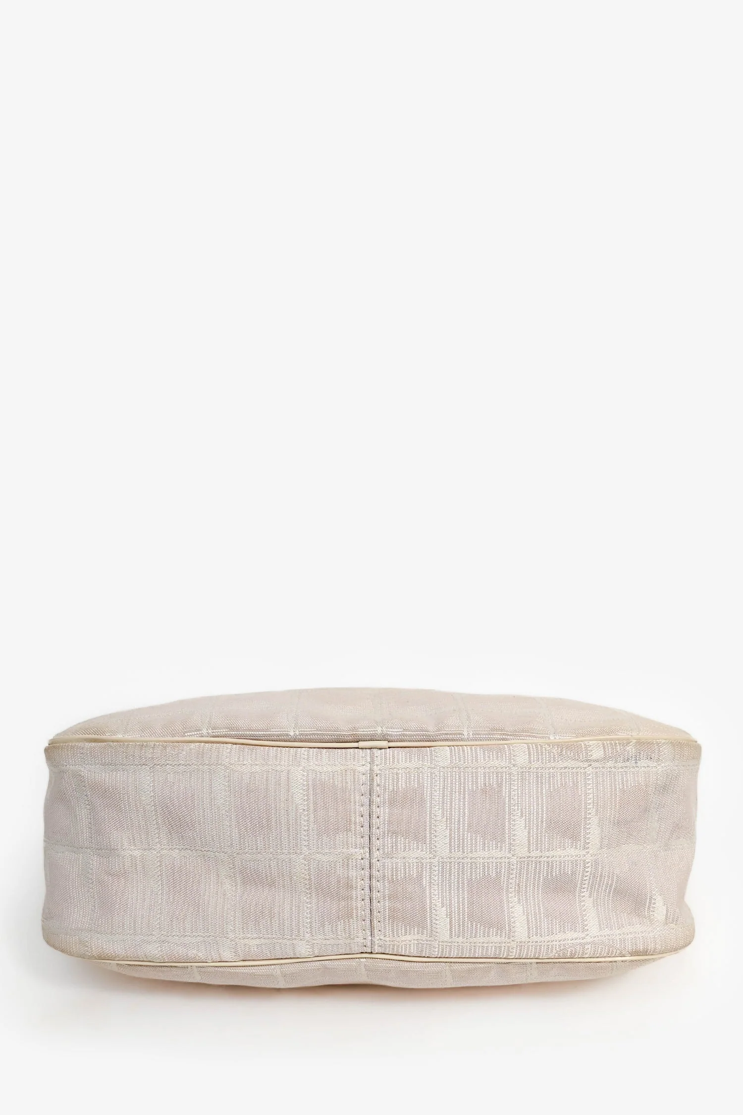 Pre-Loved Chanel™ Pink Nylon Travel Ligne Shoulder Bag - Image 5