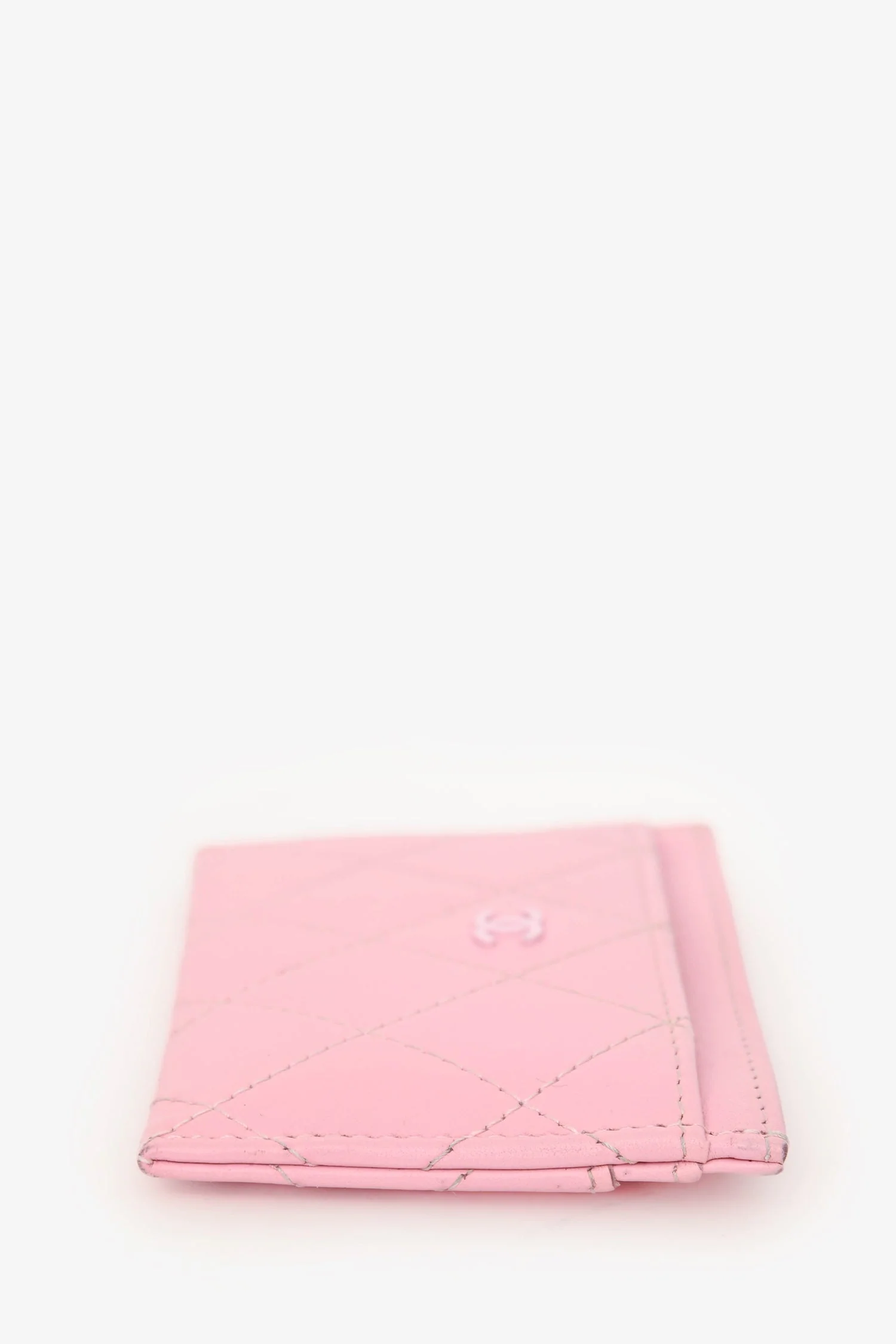Pre-Loved Chanel™ Pink Quilted Lambskin CC Card Holder - Image 4