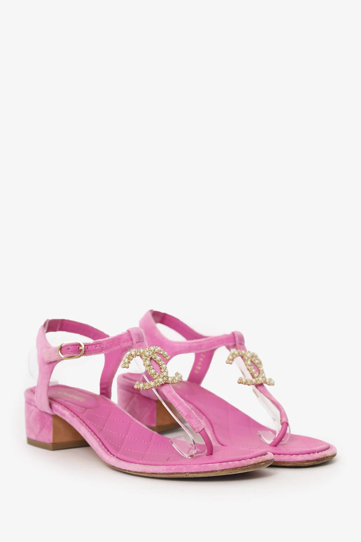 Pre-Loved Chanel™ Pink Velvet CC T-Strap Sandals Size 39 - Image 2