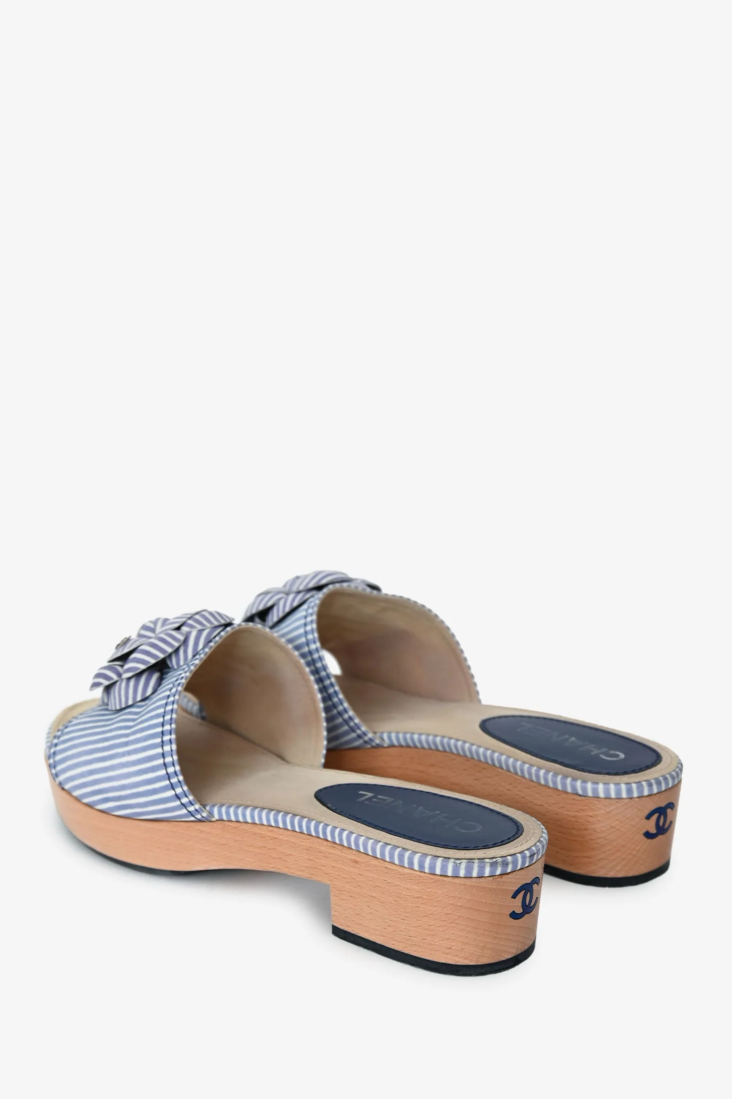Pre-Loved Chanel™ Purple Striped Leather Camelia Platform Mules Size 40 - Image 4