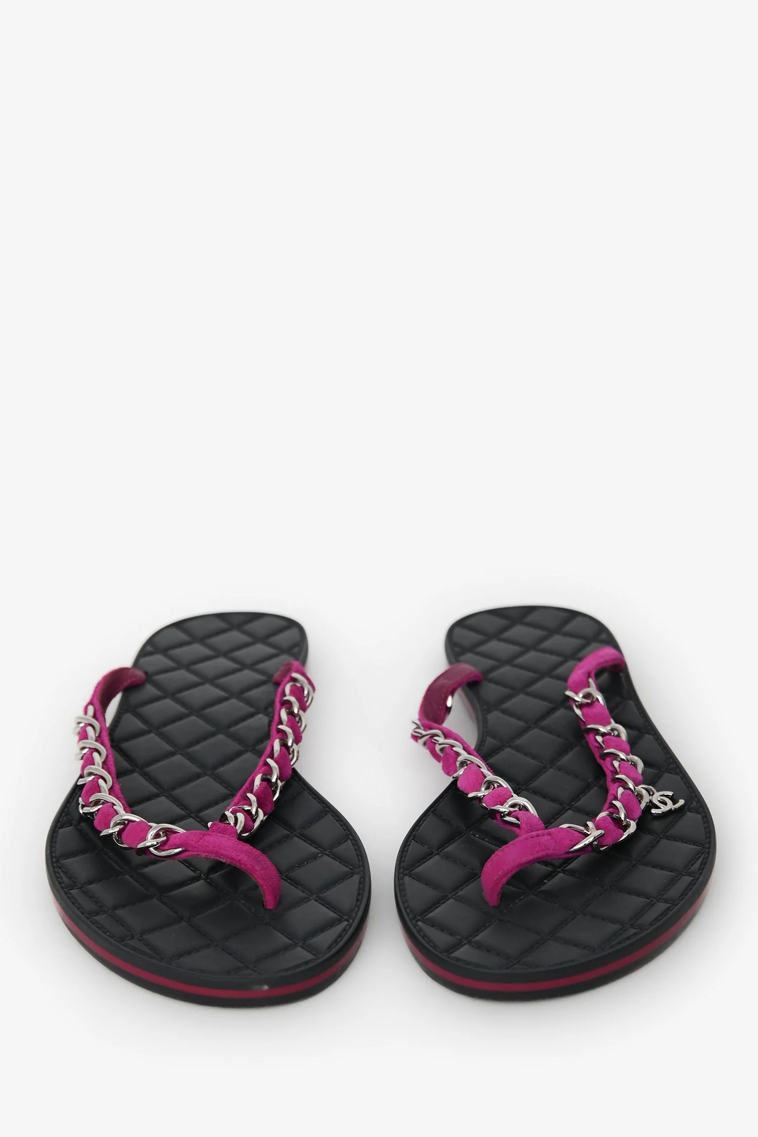 Pre-Loved Chanel™ Purple Suede Chain CC Charm Flip Flops Size 39 - Image 3