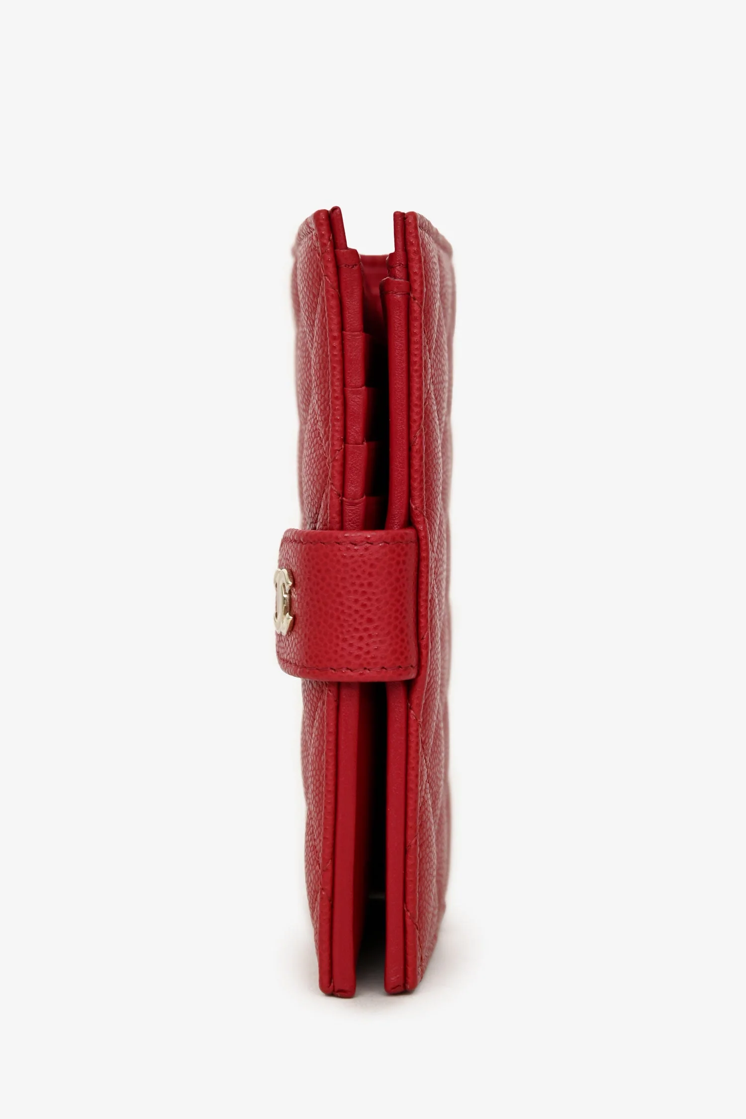 Pre-Loved Chanel™ Red Caviar Passport Holder - Image 3