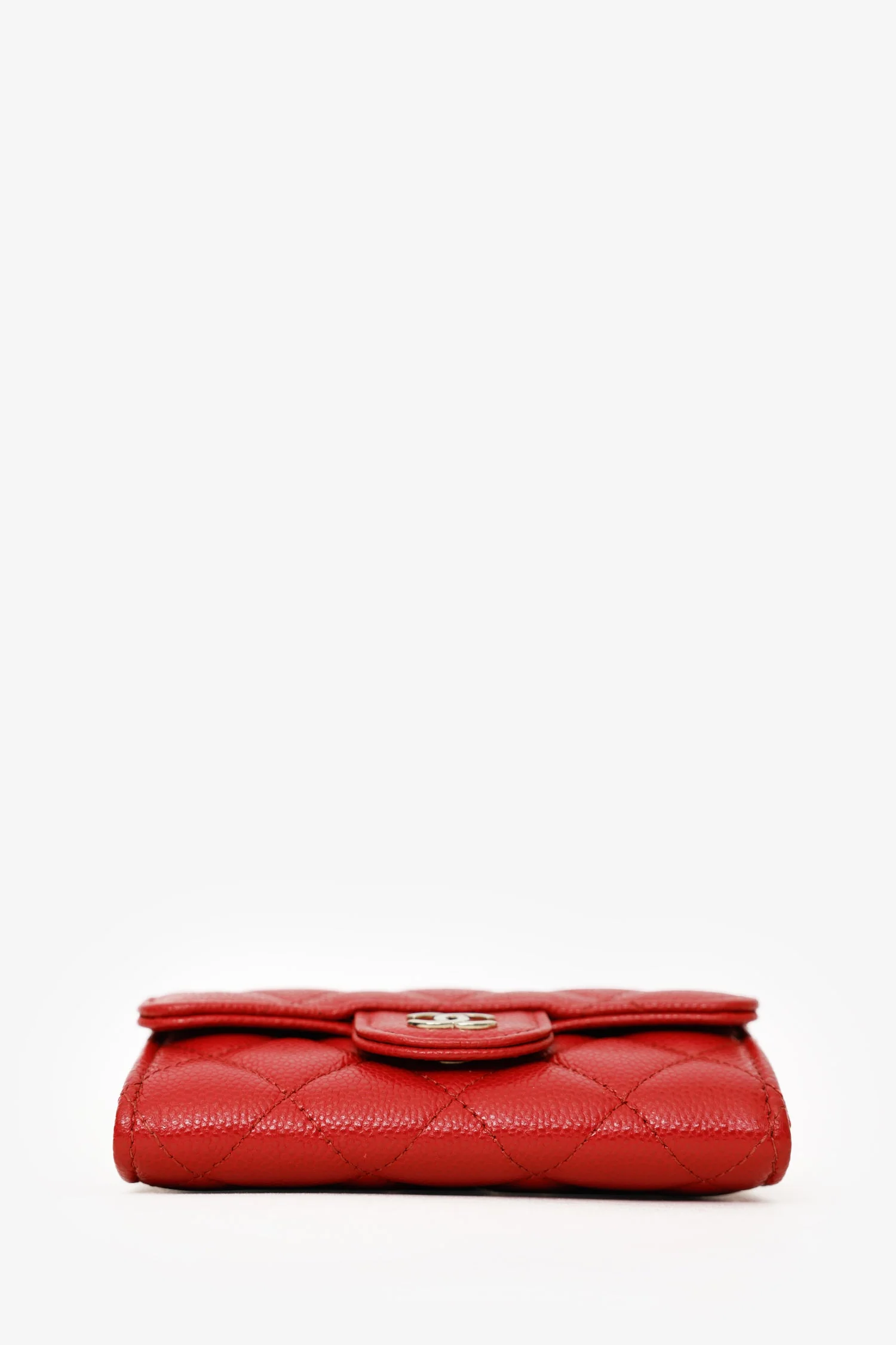 Pre-Loved Chanel™ Red Caviar Quilted Flap Card Holder Wallet - Image 5