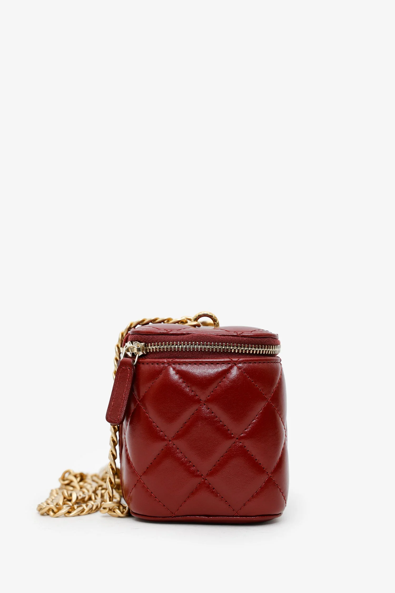Pre-Loved Chanel™ Red Lambskin Quilted Small Pillow Crush Vanity Case With Chain - Image 3