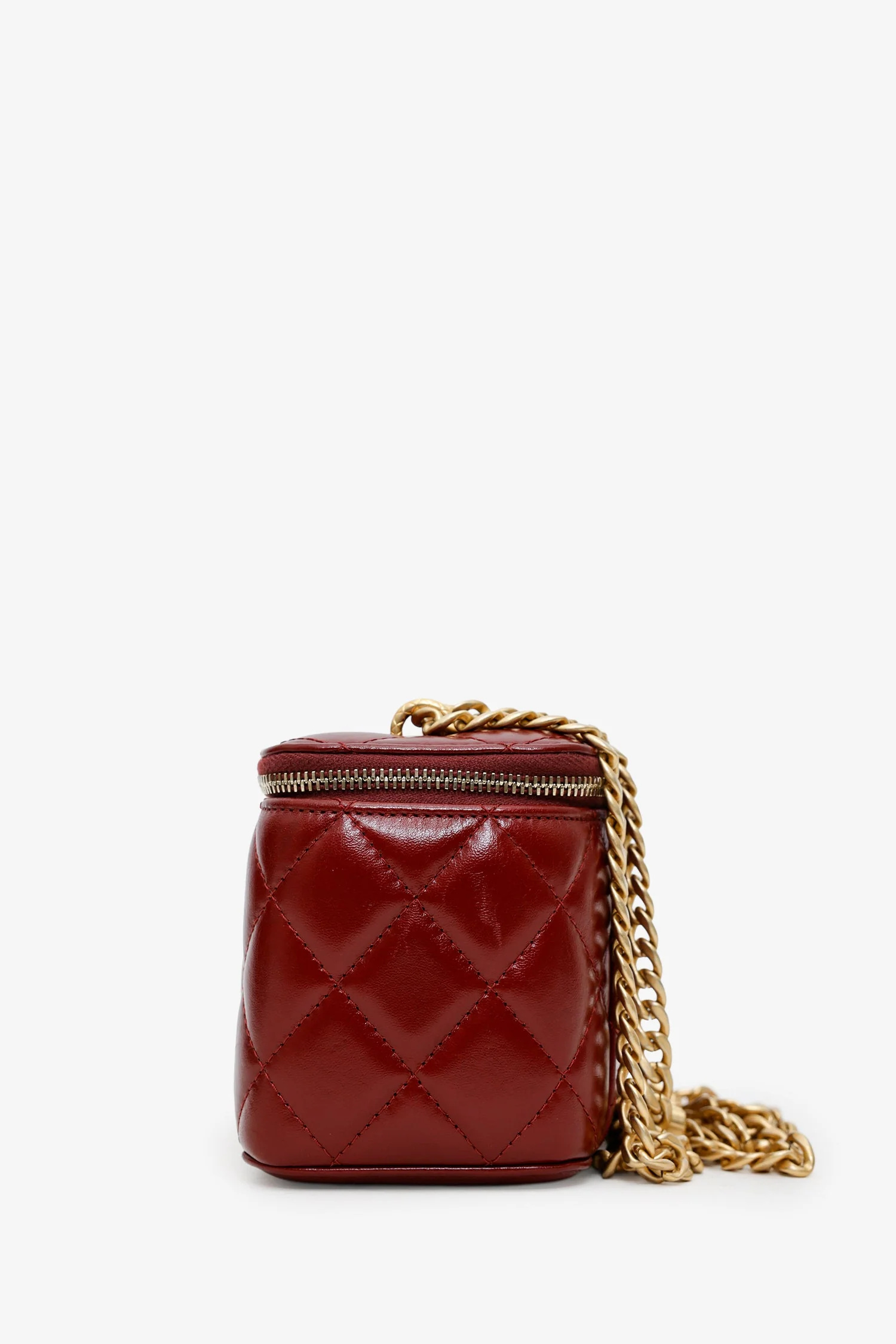 Pre-Loved Chanel™ Red Lambskin Quilted Small Pillow Crush Vanity Case With Chain - Image 4