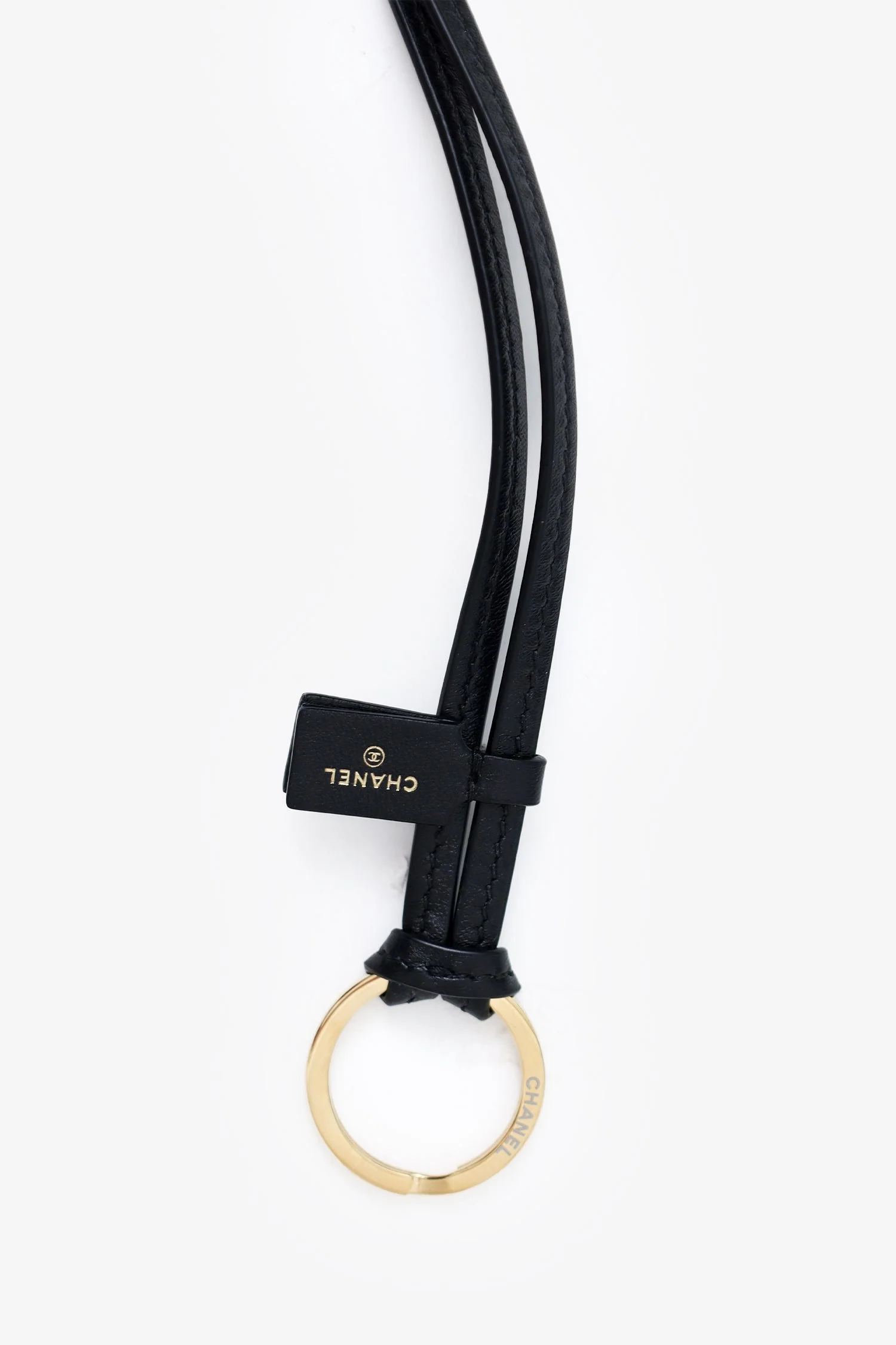 Pre-Loved Chanel™ SS26 Black CC Logo Bag Charm - Image 4
