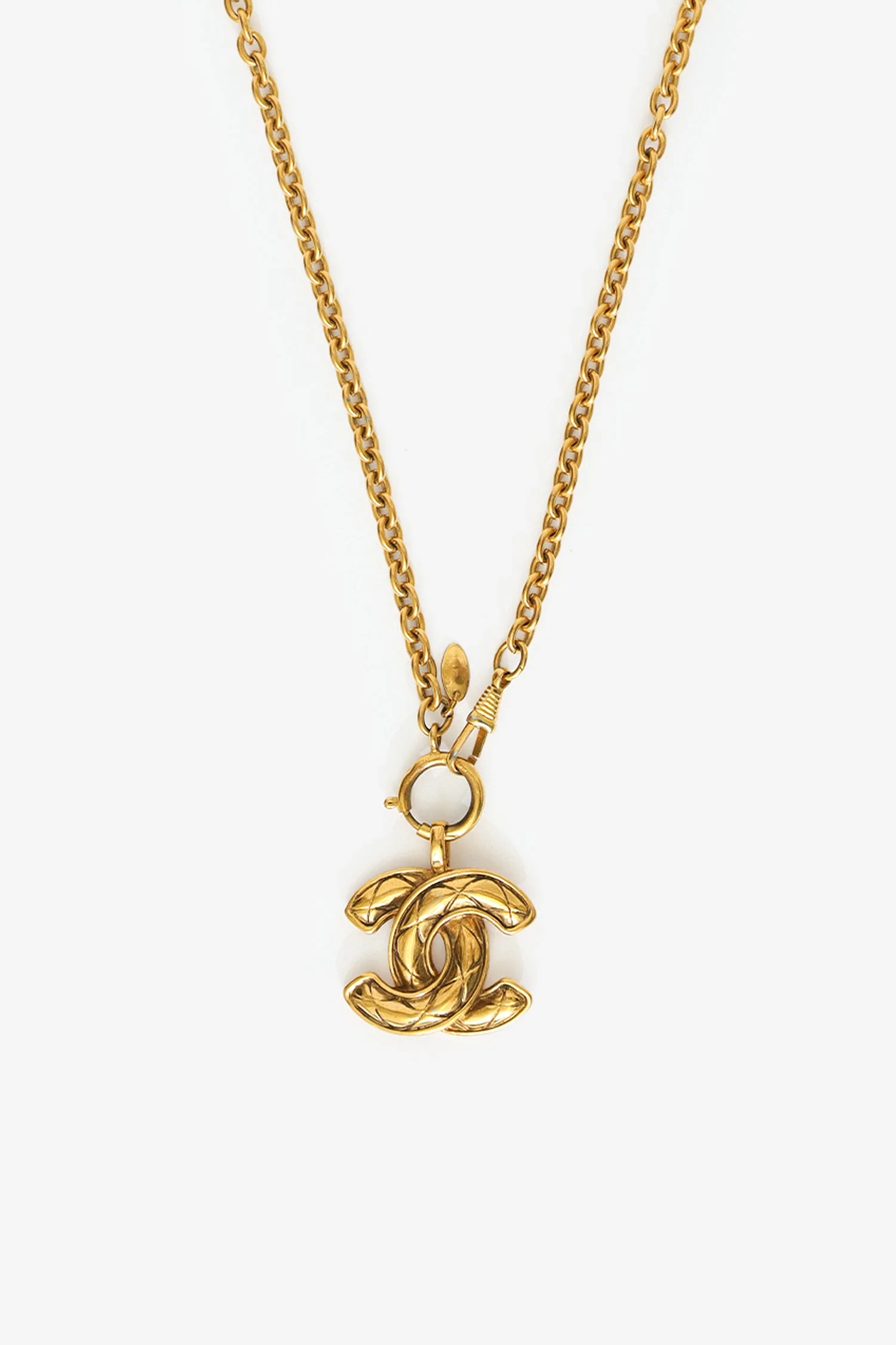 Pre-Loved Chanel™ Vintage Gold-tone CC Pendant Necklace - Image 2