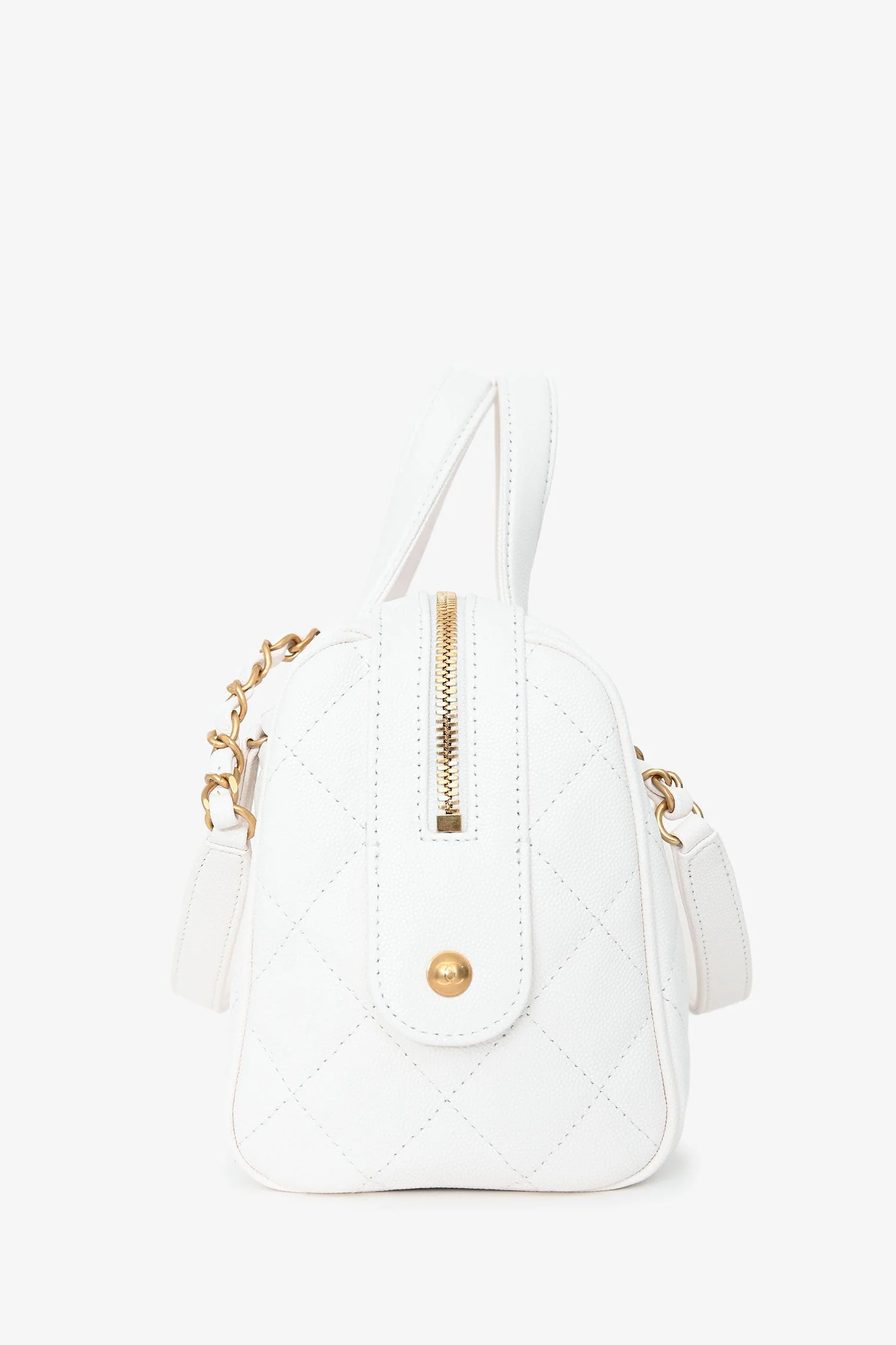 Pre-Loved Chanel™ White Caviar Leather Bowling Bag with Gold Hardware - Image 4