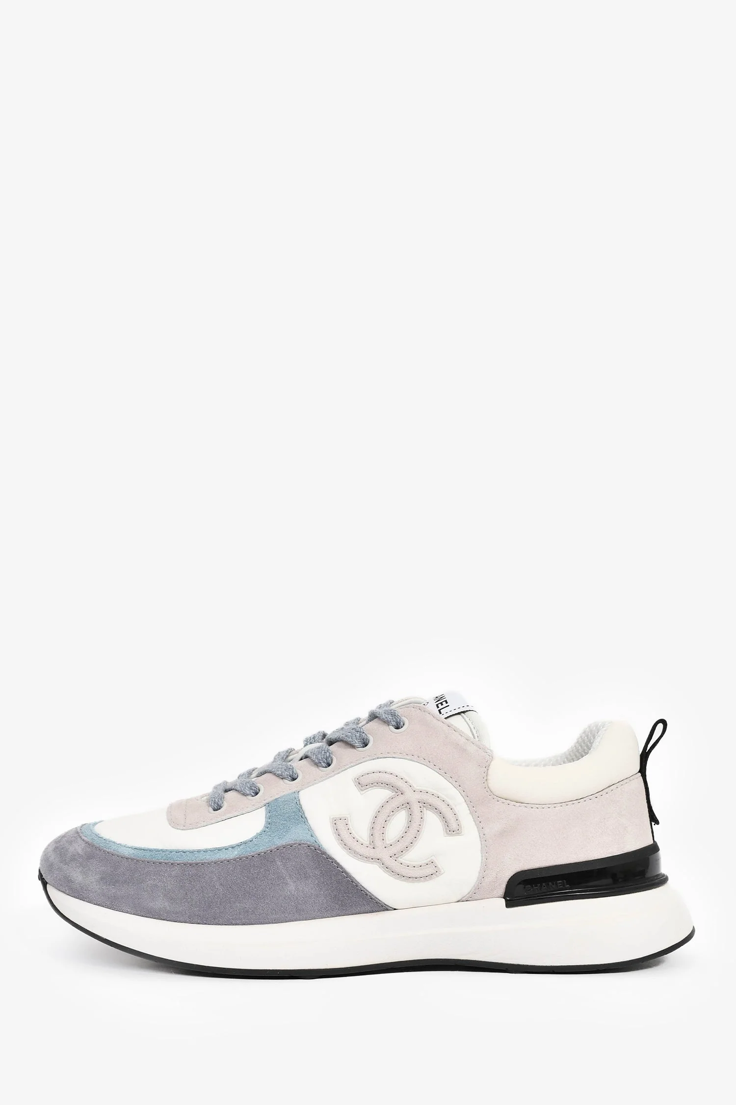 Pre-Loved Chanel™ White/Purple Suede Sneakers Size 41 - Image 4