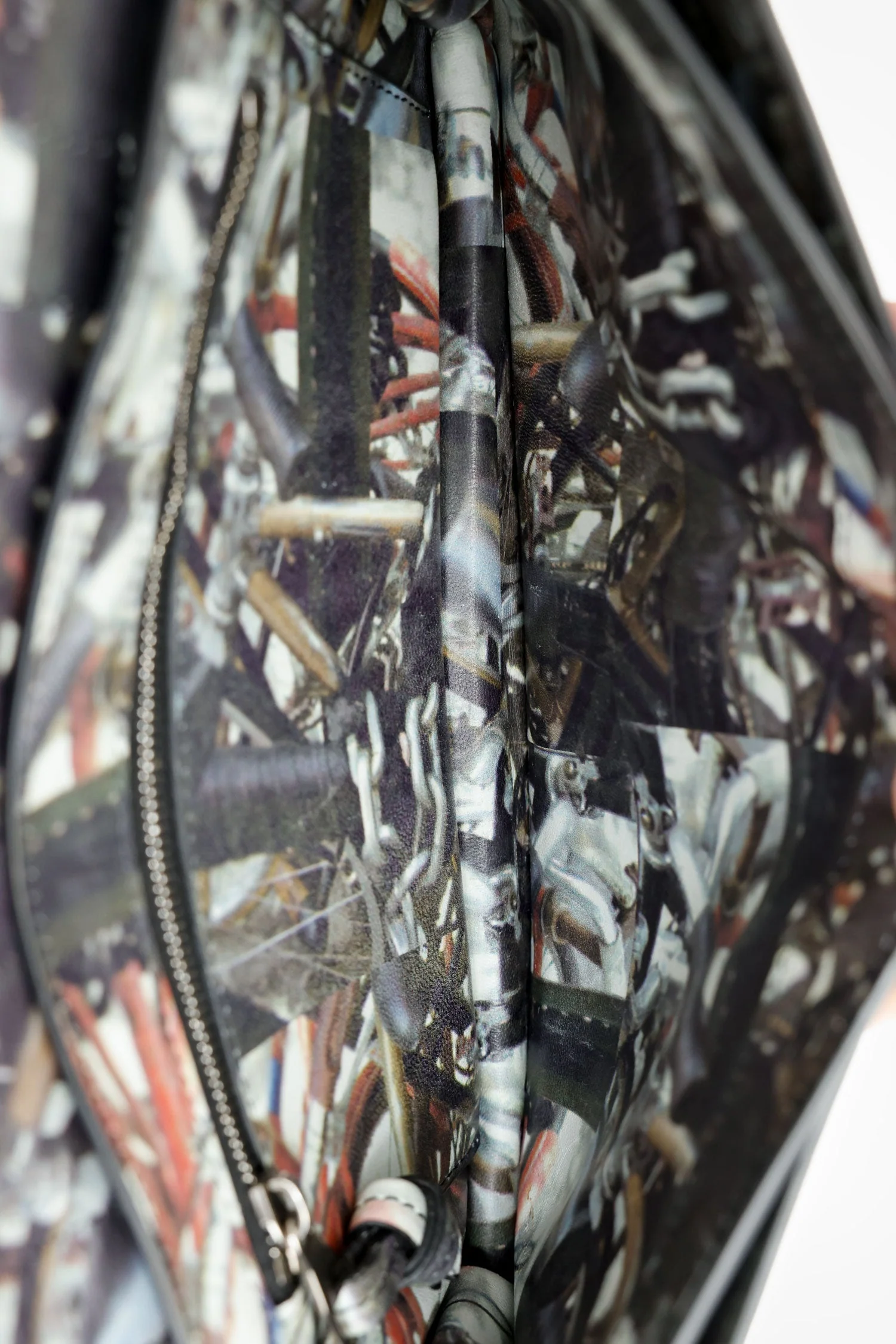 Proenza Schouler Black/White Leather Geometric Print Clutch - Image 6