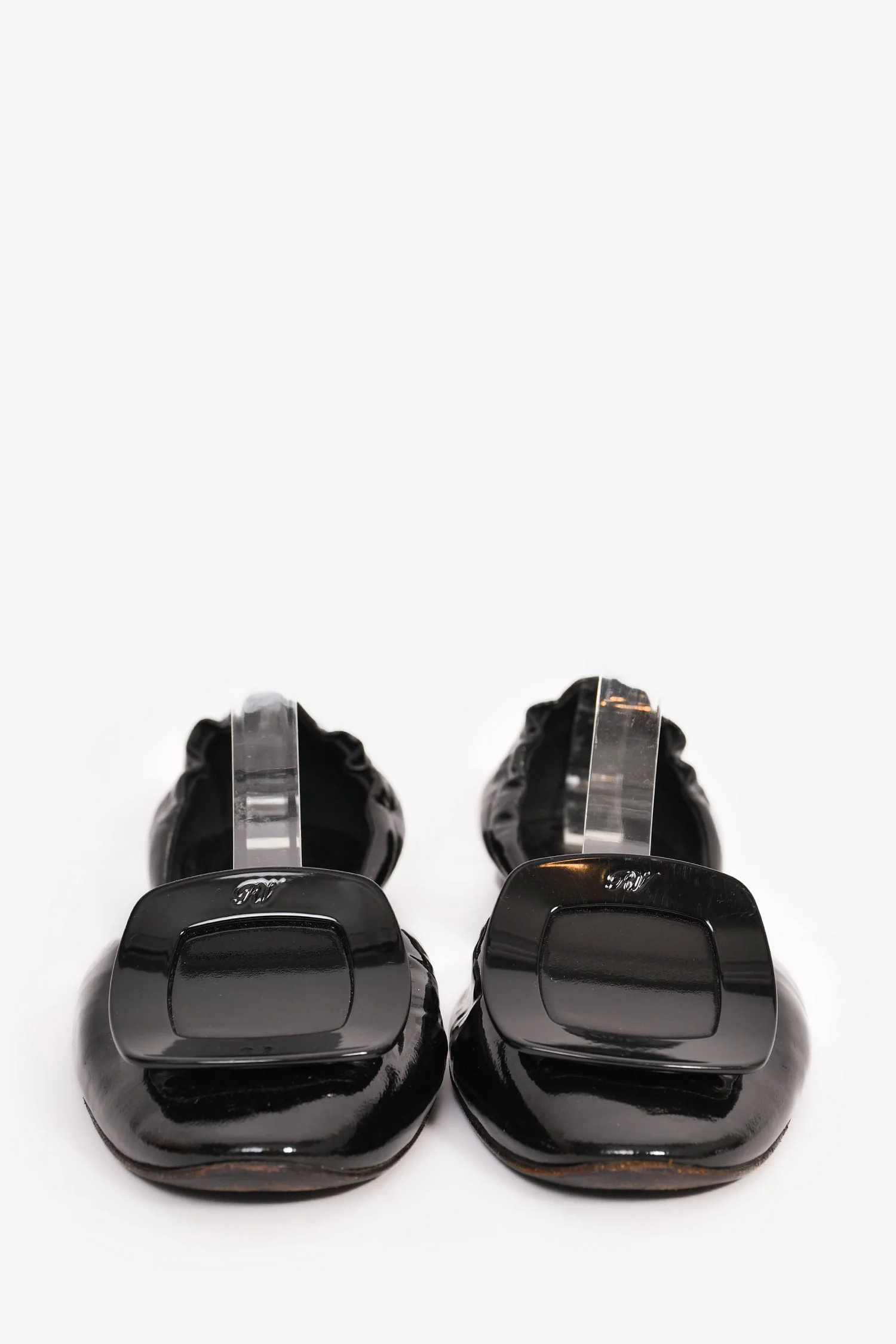 Roger Vivier Black Patent 'Chips' Flats Size 38.5 - Image 3