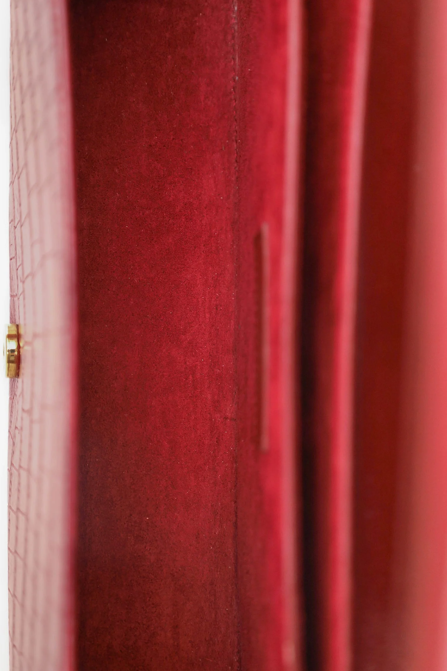 Saint Laurent Red Embossed Elise Shoulder Bag - Image 6