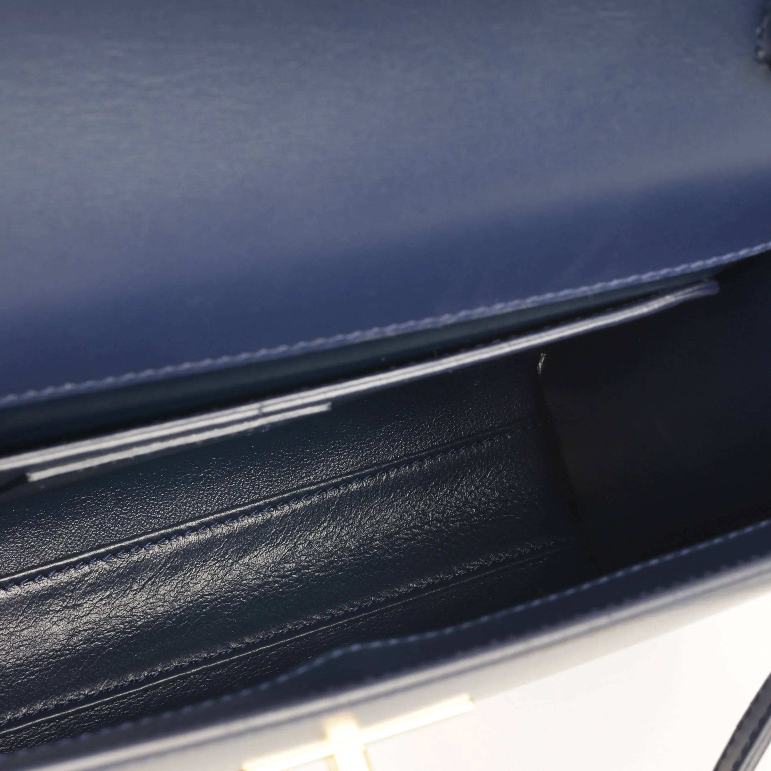 Saint Laurent Manhattan Shoulder Bag - Navy Smooth Calfskin | Gold Hardware - Image 3