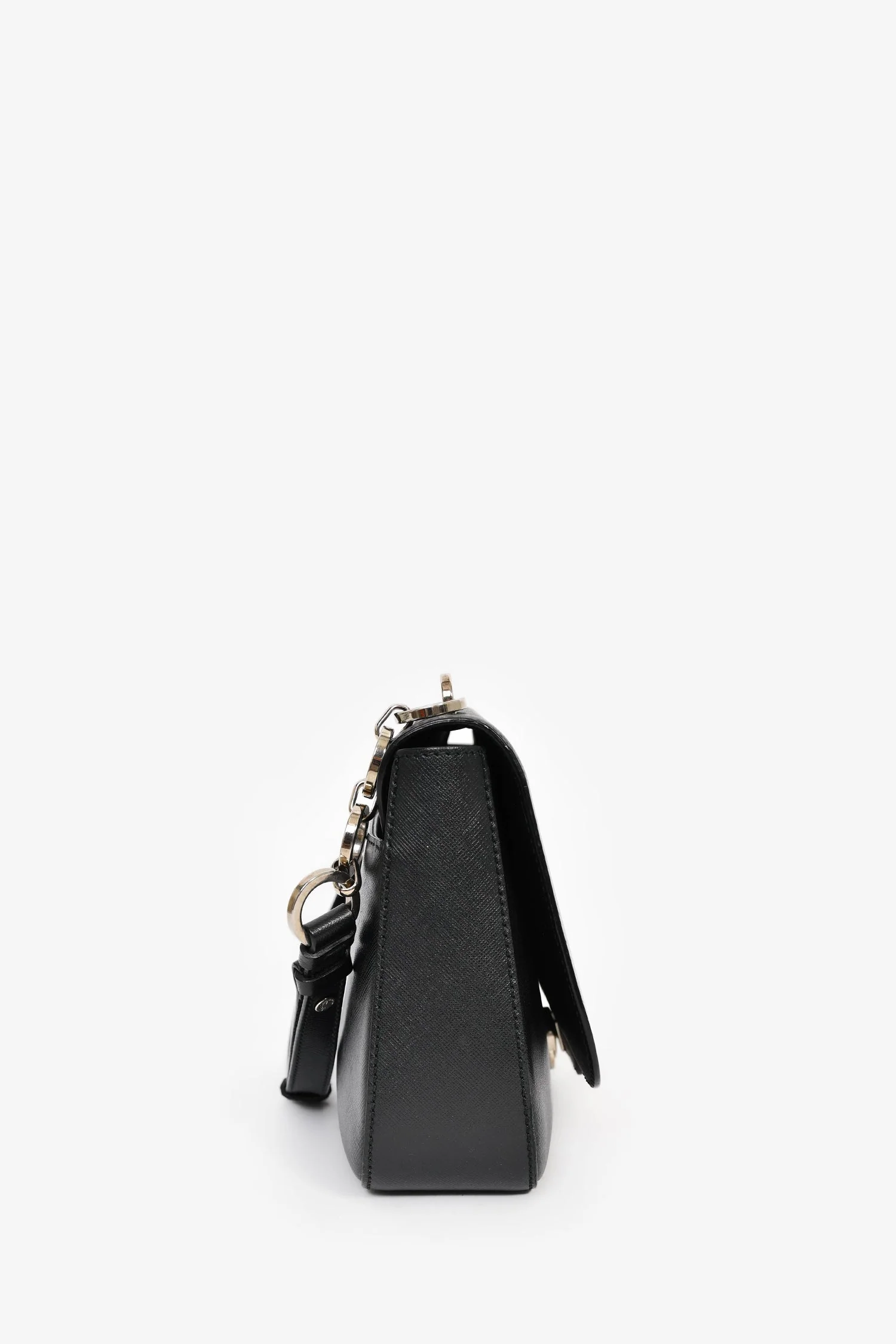 Salvatore Ferragamo Black Leather Flap Shoulder Bag - Image 3