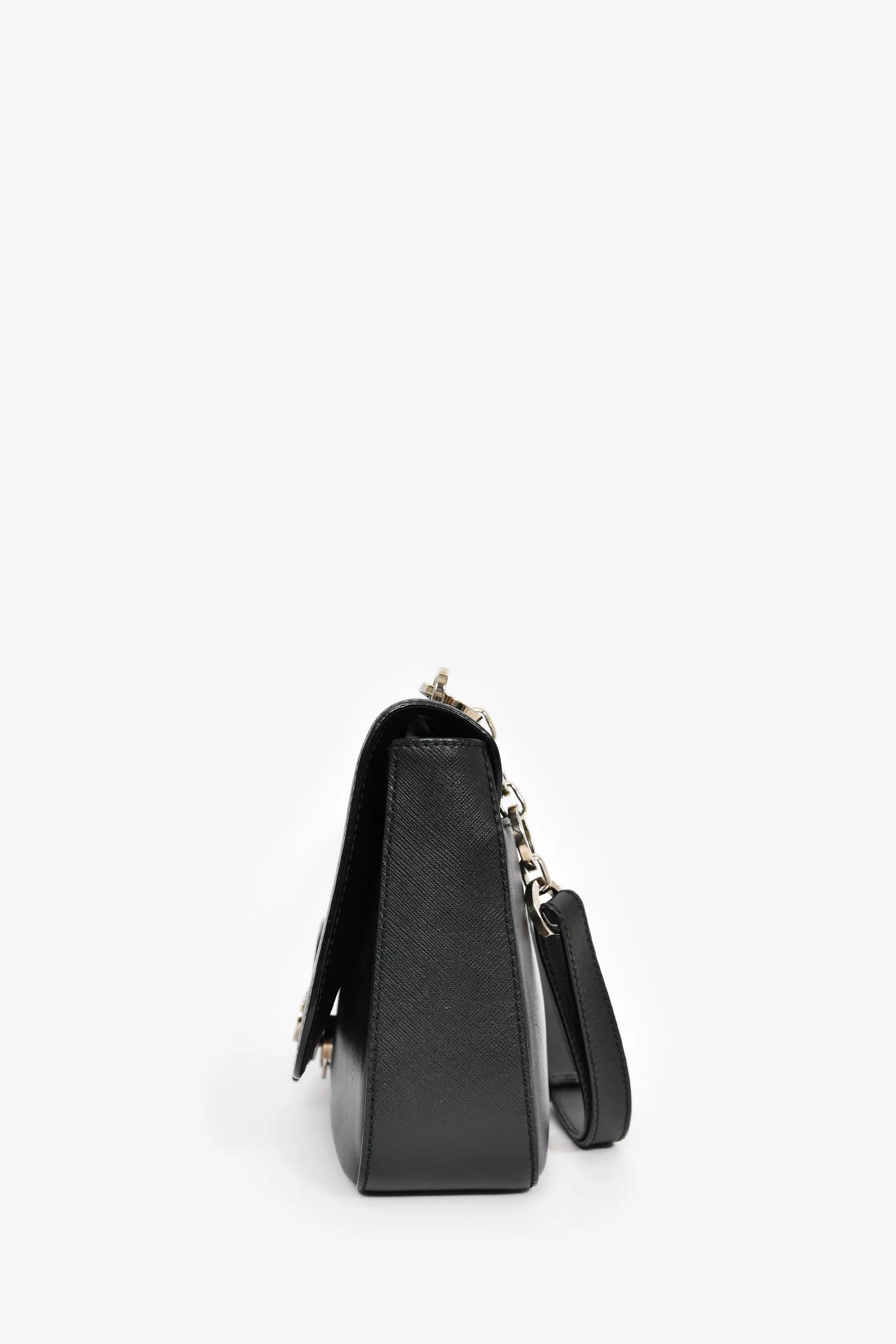 Salvatore Ferragamo Black Leather Flap Shoulder Bag - Image 4