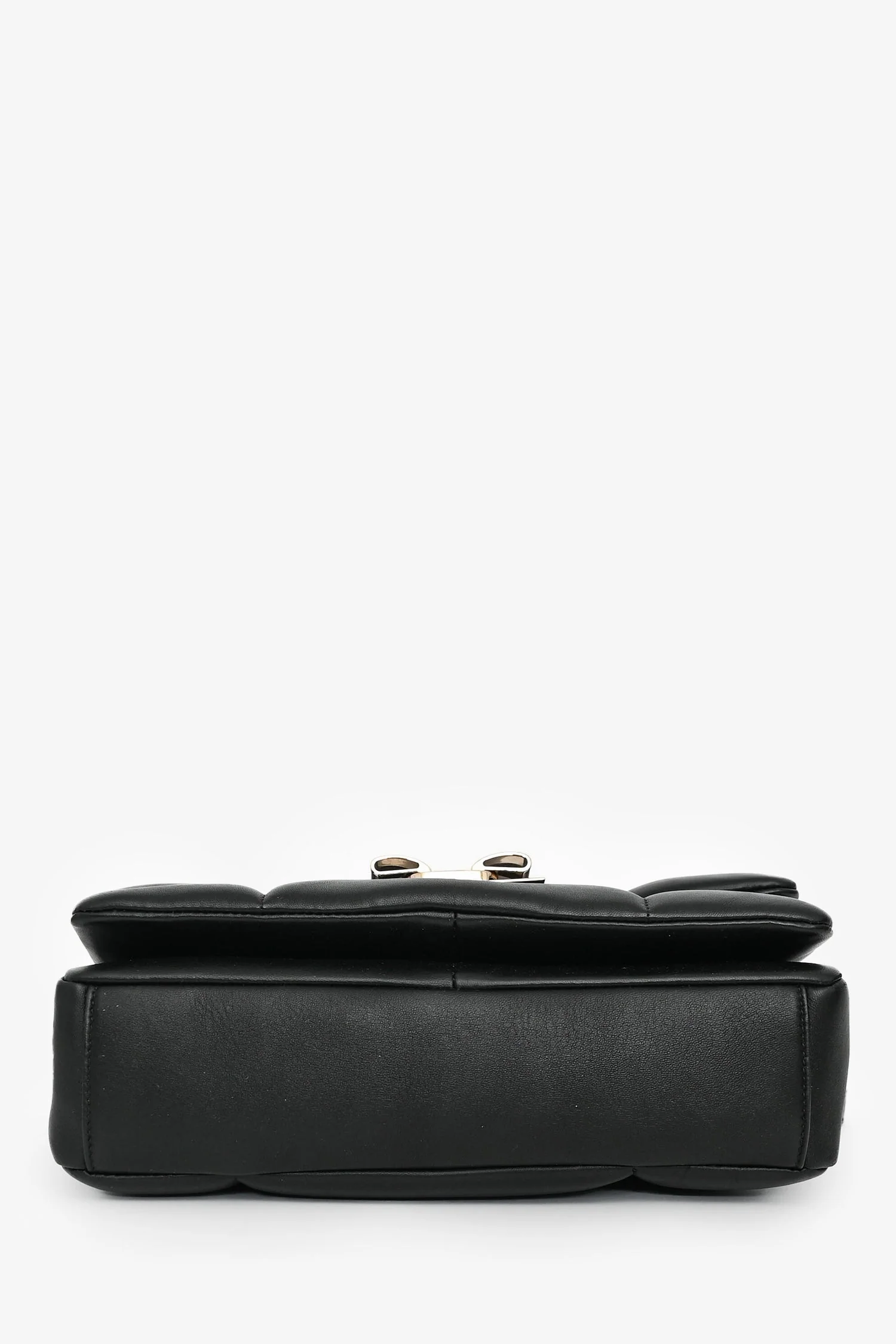 Salvatore Ferragamo Black Quilted Leather Vera Bow Shoulder Bag - Image 5