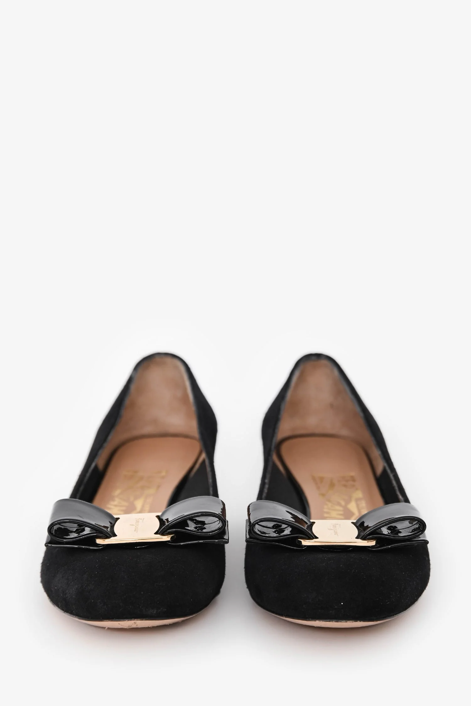 Salvatore Ferragamo Black Suede Patent Vera Bow Kitten Heels Size 36.5 - Image 3