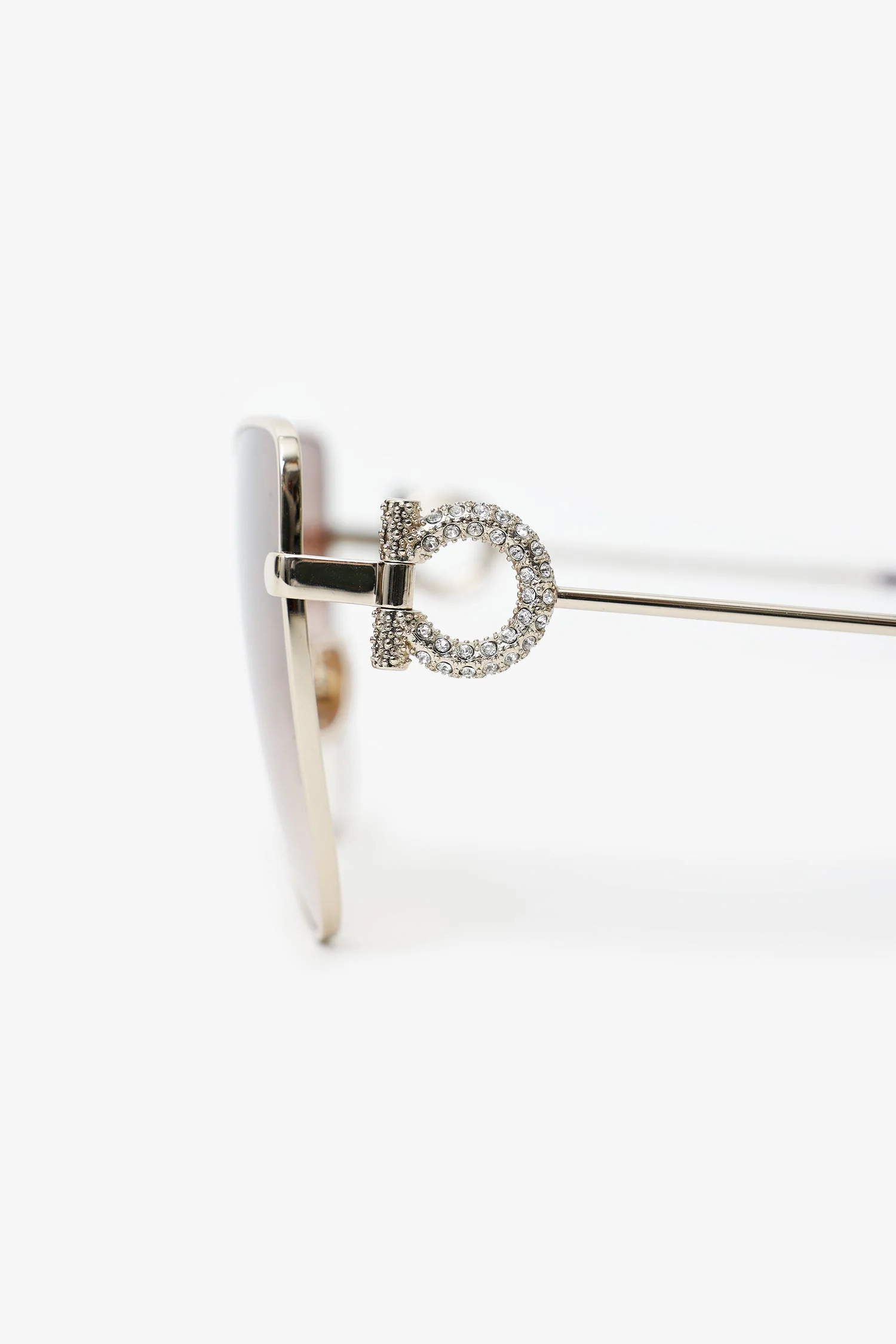 Salvatore Ferragamo Red Crystal Logo Sunglasses - Image 4