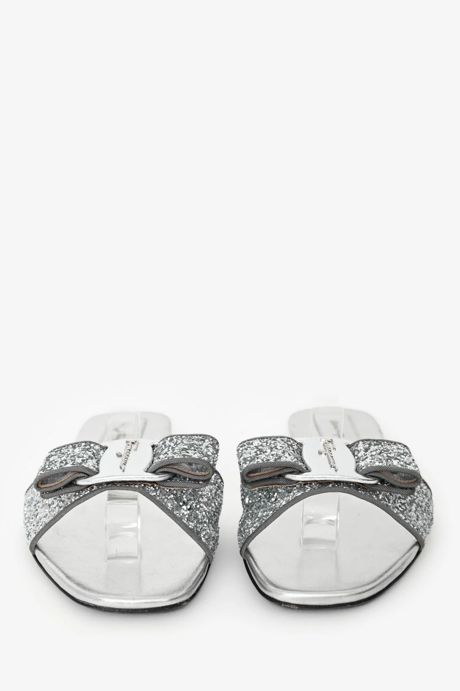 Salvatore Ferragamo Silver Glitter Vara Bow Slide Sandals Size 9 - Image 3