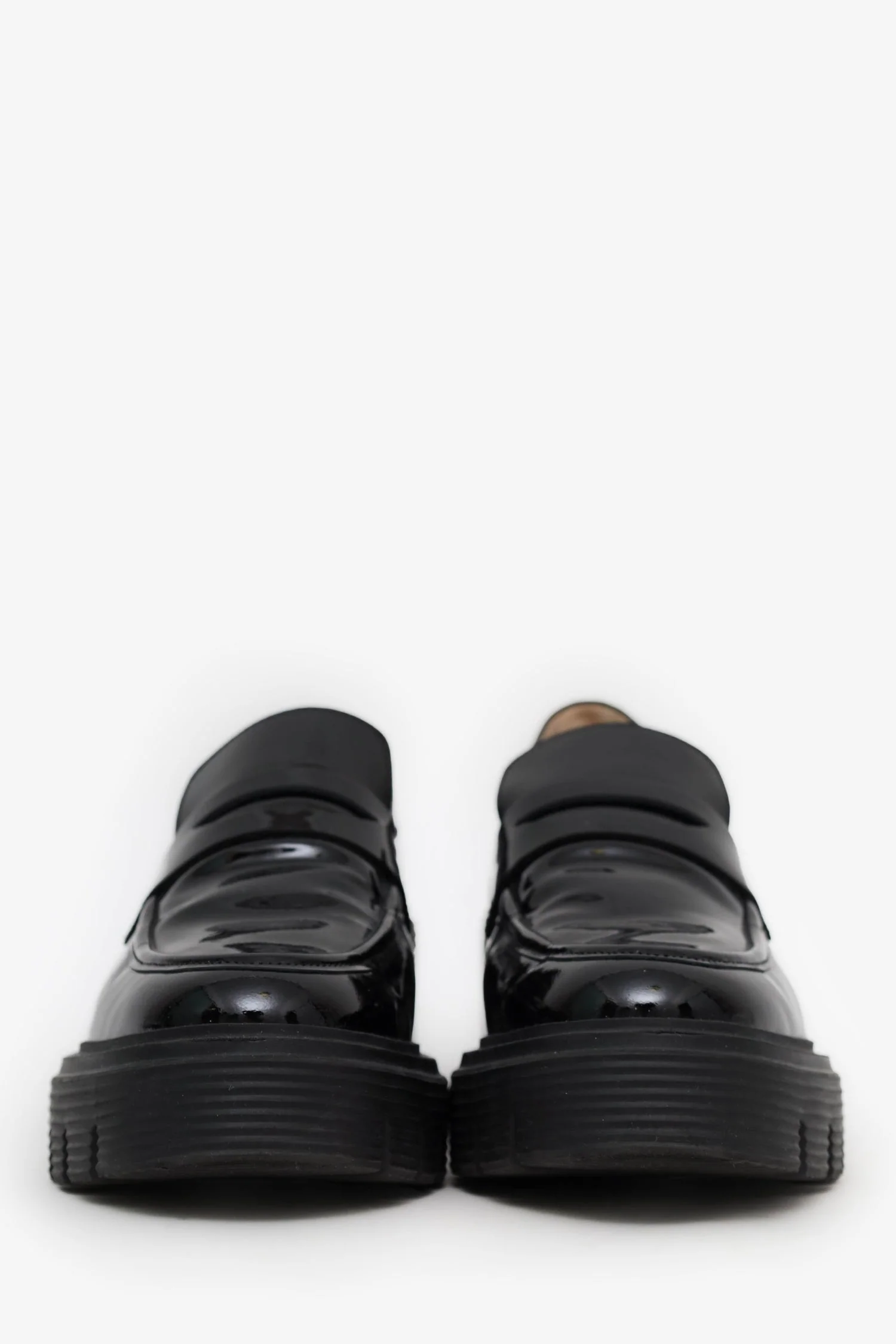 Stuart Weitzman Black Patent Soho 75 Loafers Size 38.5 - Image 3