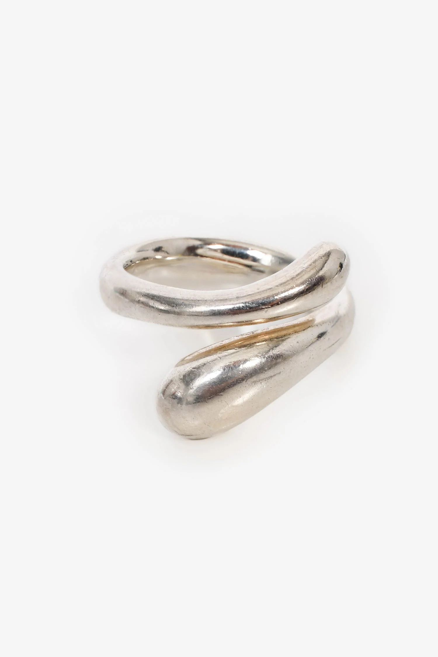 Tiffany & Co. Elsa Peretti Sterling Silver 'Teardrop' Ring - Image 2