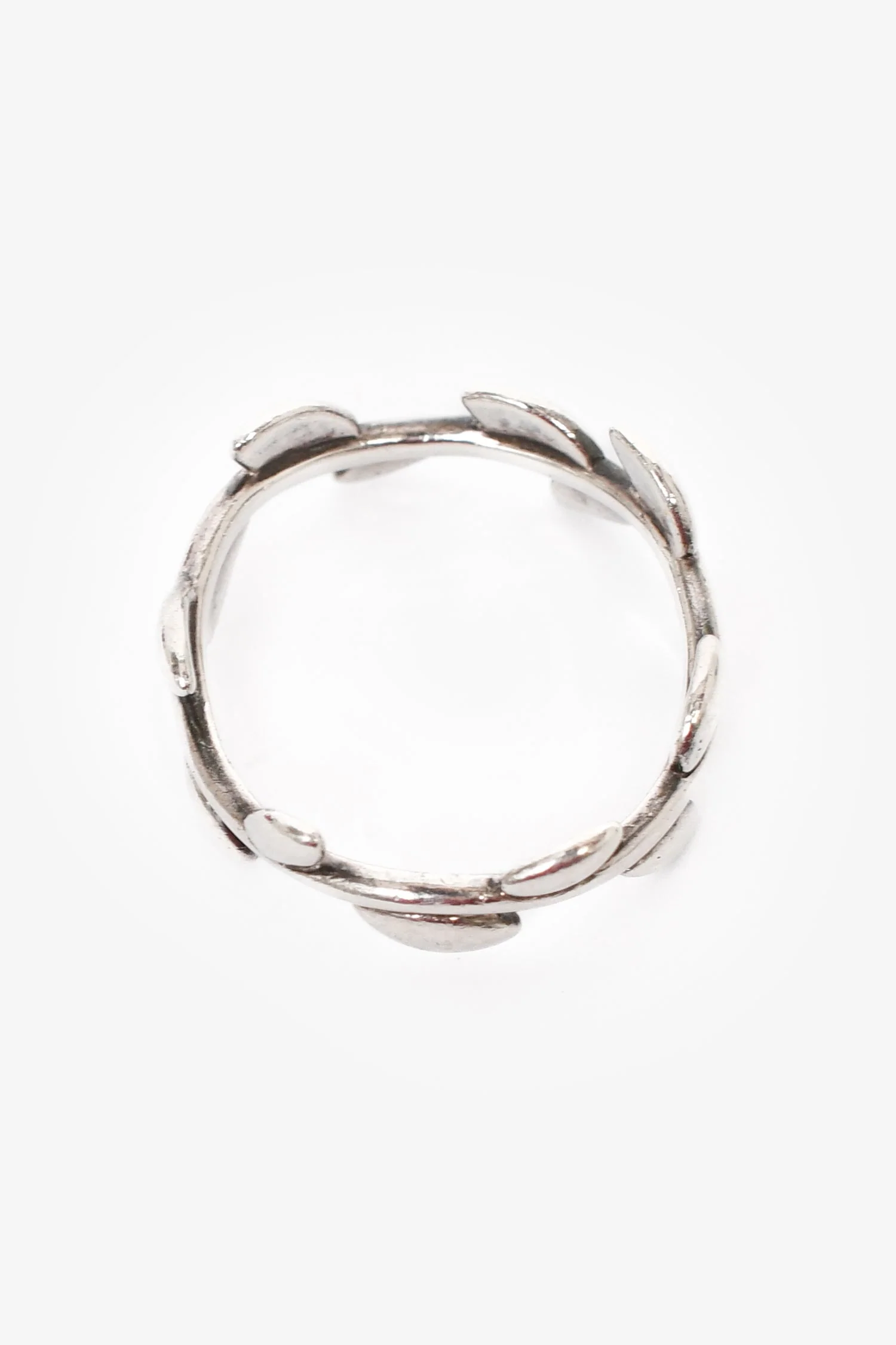 Tiffany & Co. Sterling Silver Paloma Picasso Narrow Olive Leaf Ring Size 5 - Image 3