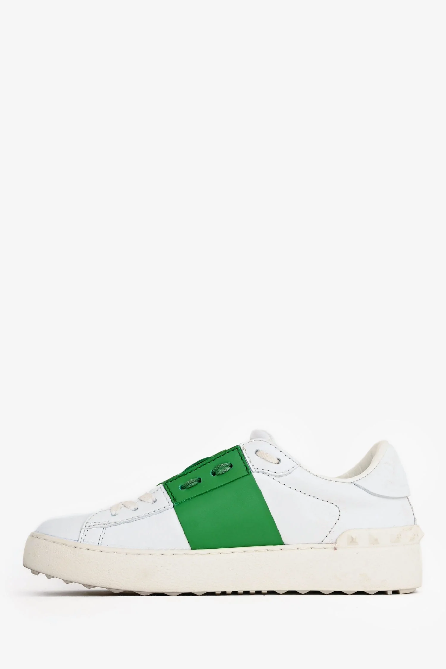 Valentino White/Green Leather Rockstud Sneakers Size 35 - Image 4