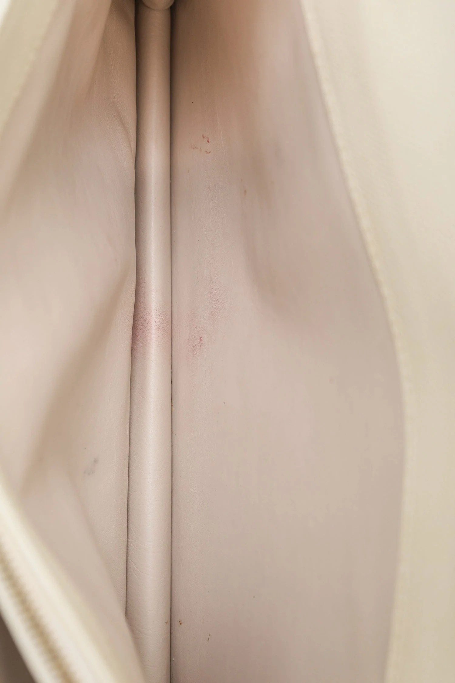 Valextra White Leather Envelope Clutch - Image 6
